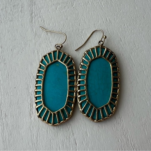 Kendra Scott Turquoise earrings with gold accent - Picture 1 of 1